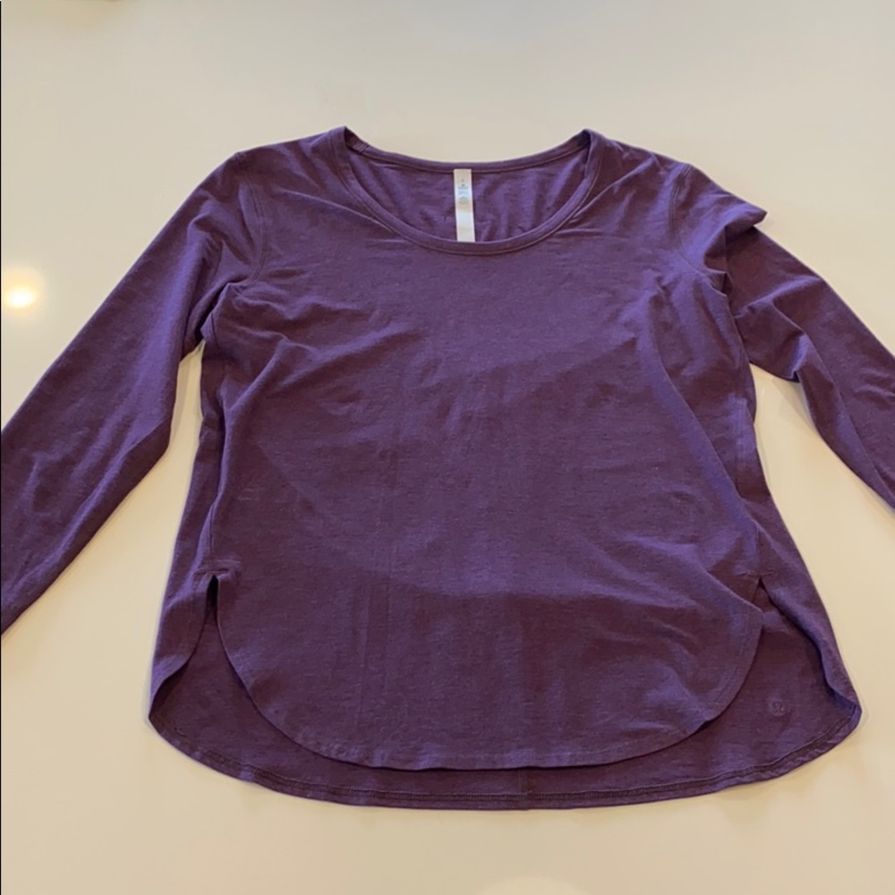 LuluLemon Women’s Long Sleeve Size 8